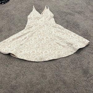 White laced dress